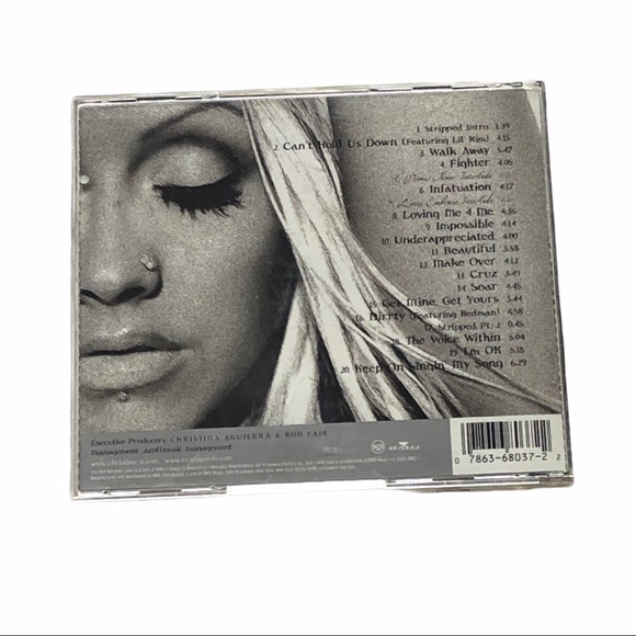 Christina Aguilera Signed Autographed CD - Picture 2 of 3